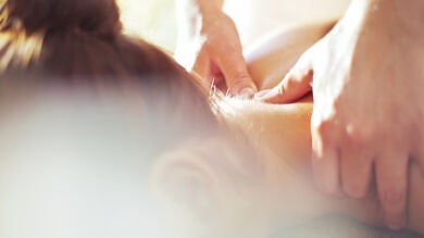 5 masajes fáciles para hacer (o para que te hagan)