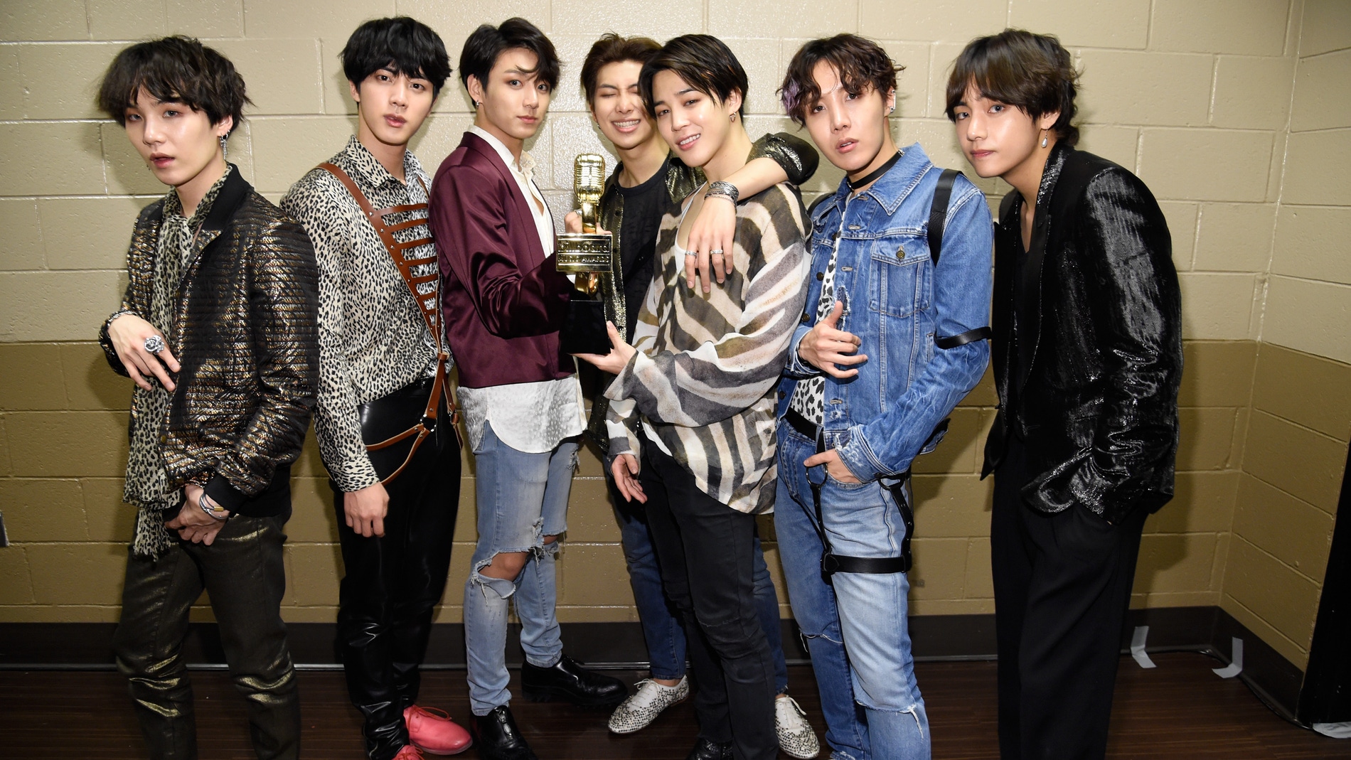 La cara más triste del K-Pop, la música coreana que triunfa en occidente