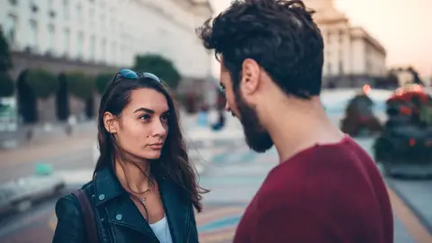 Pareja peleando Pareja peleando