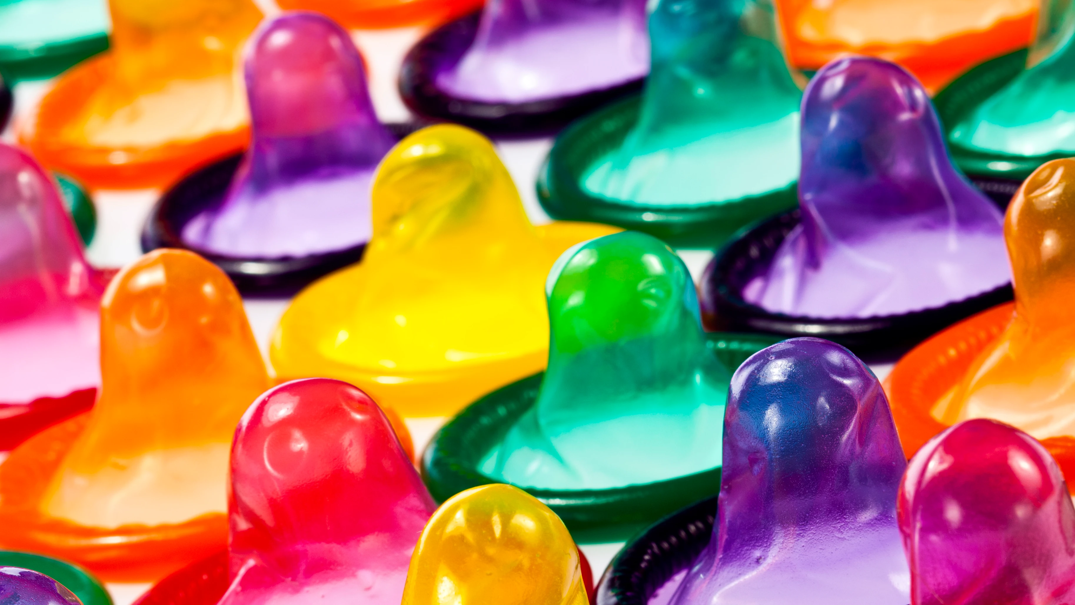 Preservativos de colores. Preservativos de colores.