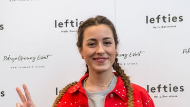 Paula Gonu te reta a adivinar cuántas veces se cambia de ropa en este divertido TikTok 