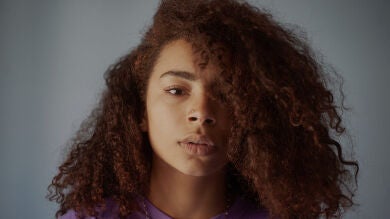 Deva lo tiene todo para ser la futura diva del trap y el soul
