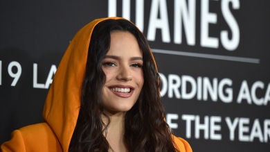 Rosalía recupera una moda de los noventa, ¿nuevo error estético?