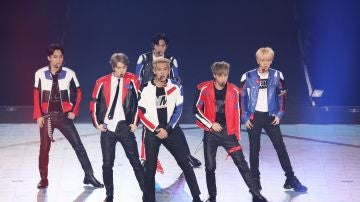 EXO durante un concierto en Taipei