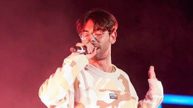 ‘En otra historia’: Don Patricio hace un guiño en su nueva canción a su éxito ‘Contando lunares’