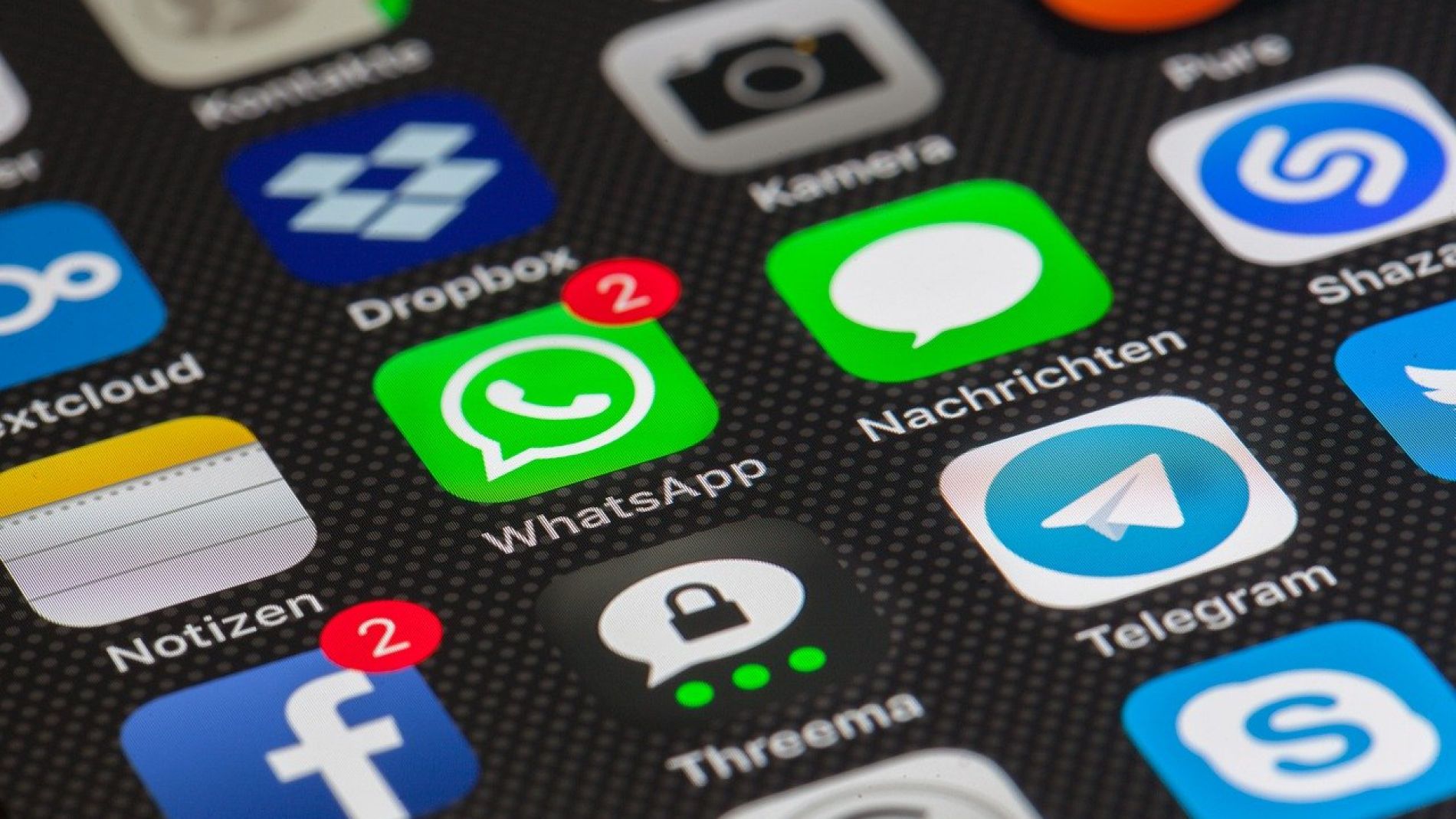 La app WhatsApp en un m&oacute;vil