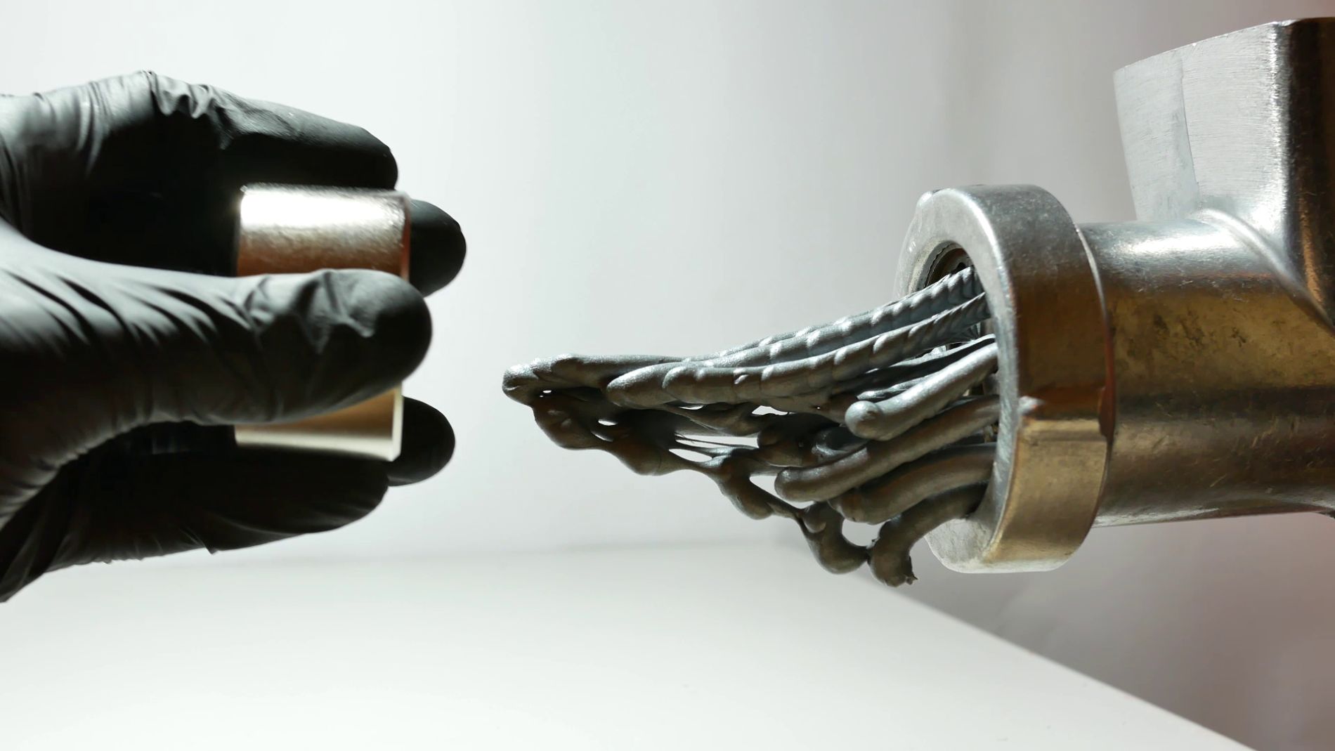 Slime magn&eacute;tico