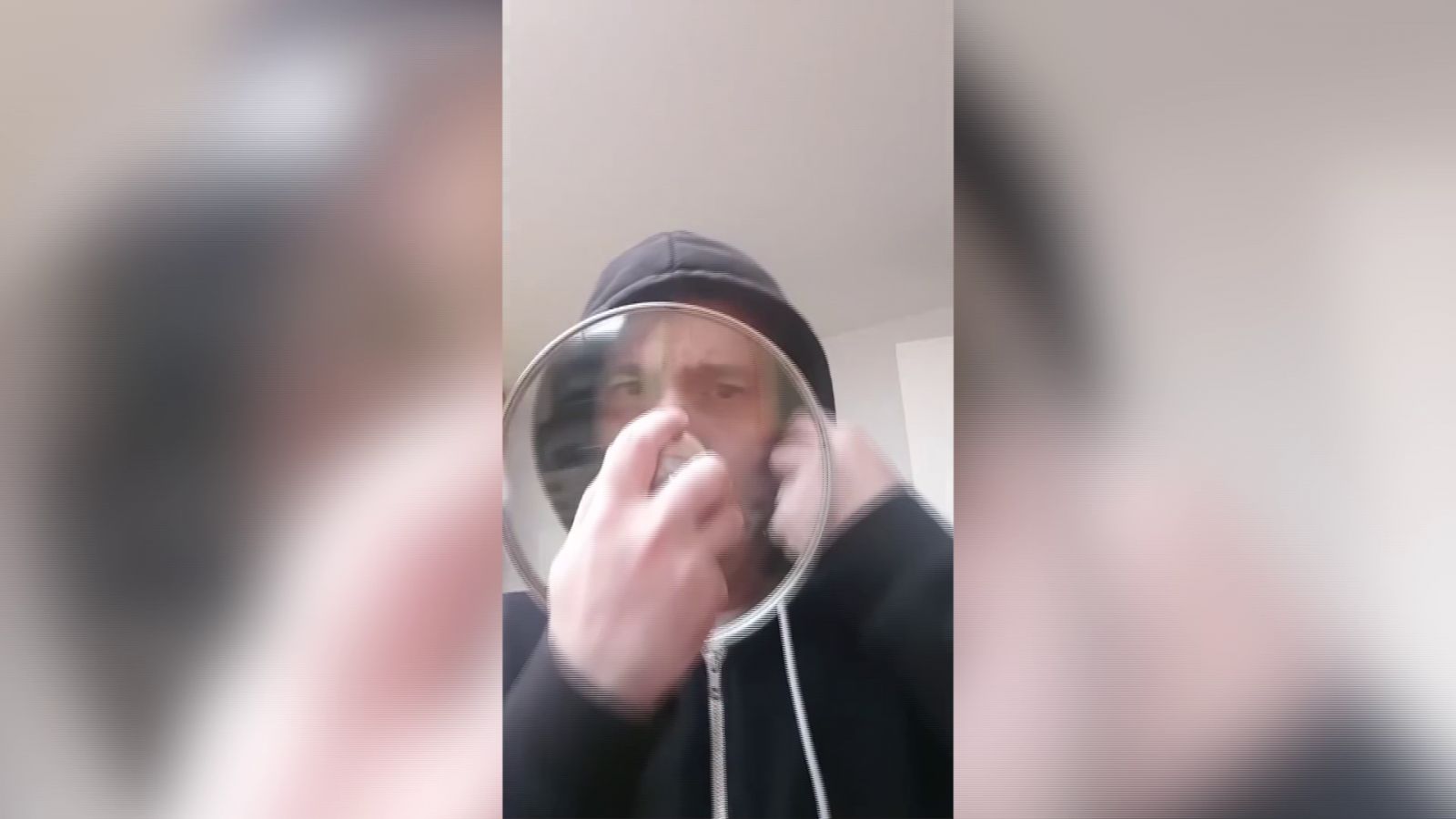 VÍDEO: Un zaragozano usa la tapa de cristal de una olla como máscara