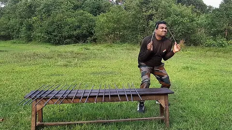 Doblando barras de hierro Doblando barras de hierro