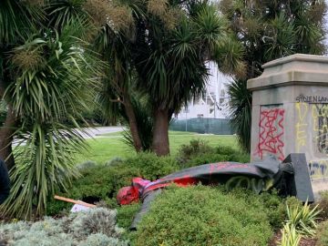 La estatua de Fray Jun&iacute;pero Serra en San Francisco
