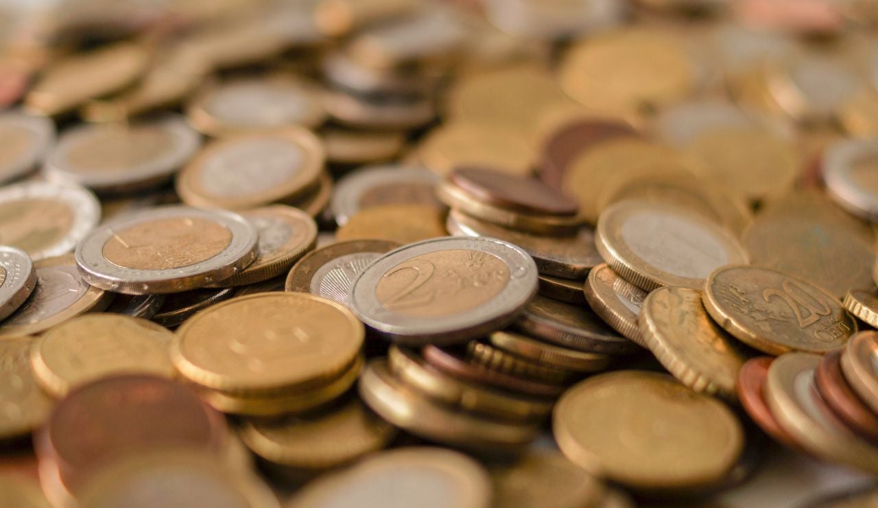 Fíjate en las monedas de dos euros
