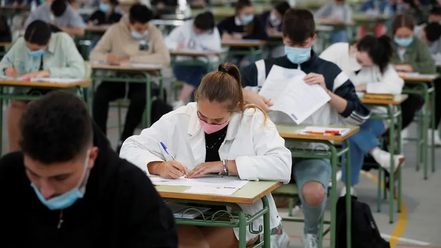 Las mejores y peores universidades de Espa&ntilde;a para encontrar trabajo tras acabar la carrera
