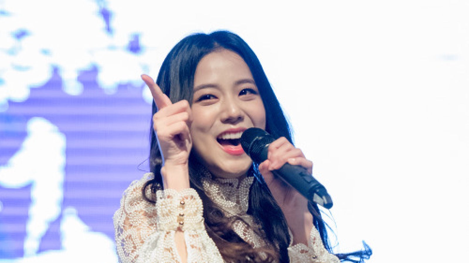 Top 10 K-Pop Visuals: los y las idols con una belleza más impactante del Kpop