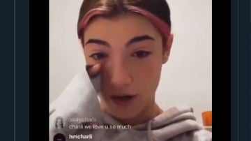 Charli D'Amelio, en un momento de su directo en IG Live
