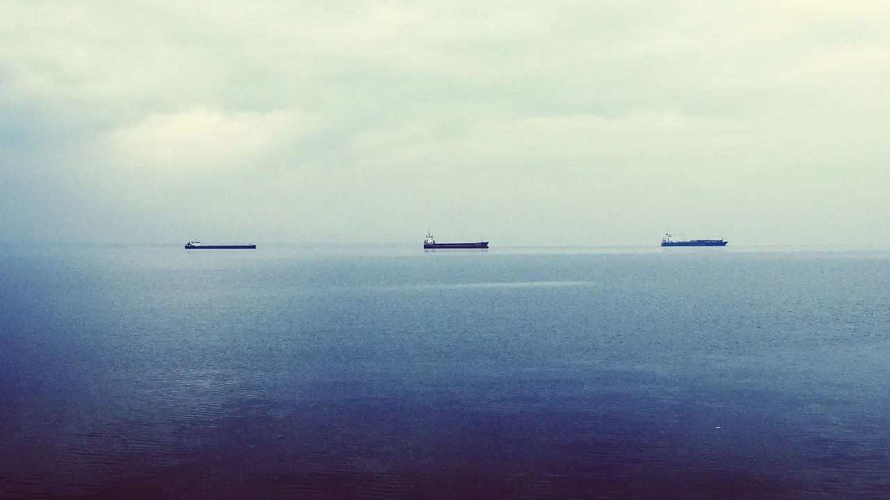 Barcos en el horizonte