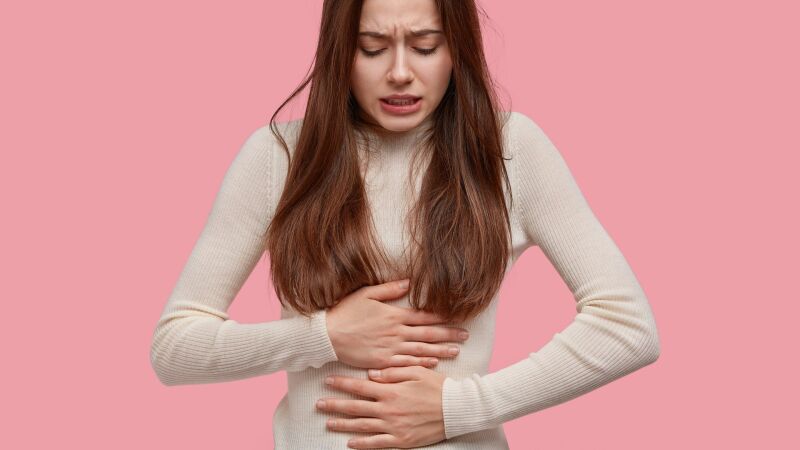 Remedios naturales (que funcionan) contra los dolores menstruales