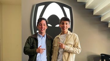 El Pequeño Nicolás junto a Goorgo visitando la casa de Heretics