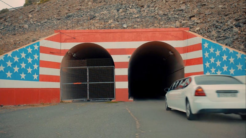 Así comienza 'Rabia: La maldición del lejano oeste' 