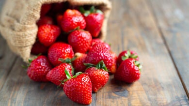 Pagar 8 euros por recoger un kilo de fresas: la cuestionable experiencia viral en TikTok