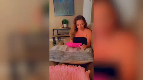 Una hija le regala a su madre una bonita dedicatoria, pero se lleva el susto de su vida Una hija le regala a su madre una bonita dedicatoria, pero se lleva el susto de su vida