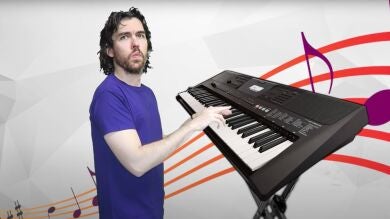 Zorman firma el himno de Tortillaland