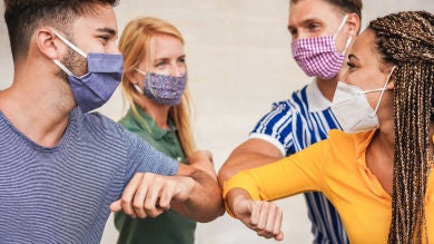 ¿Te cuesta conocer a gente nueva? Consejos para que no te resulte difícil