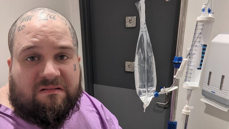 Un streamer acaba en urgencias tras un 'subathon' en Twitch