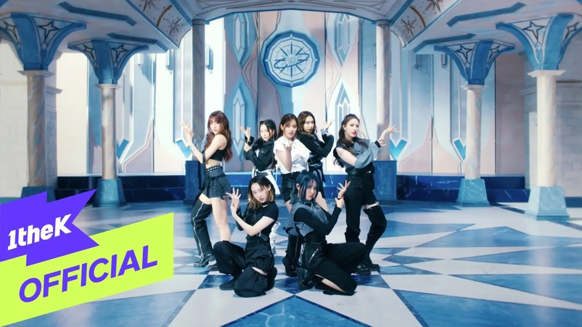 Weeekly se anima a cantar en español en su comeback 'Ven para'