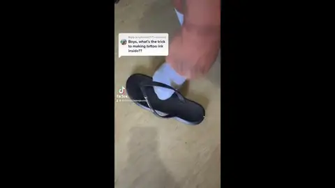 Ex preso se hace viral en las redes tras mostrar como hacer tinta para tatuajes con una chancla Ex preso se hace viral en las redes tras mostrar como hacer tinta para tatuajes con una chancla