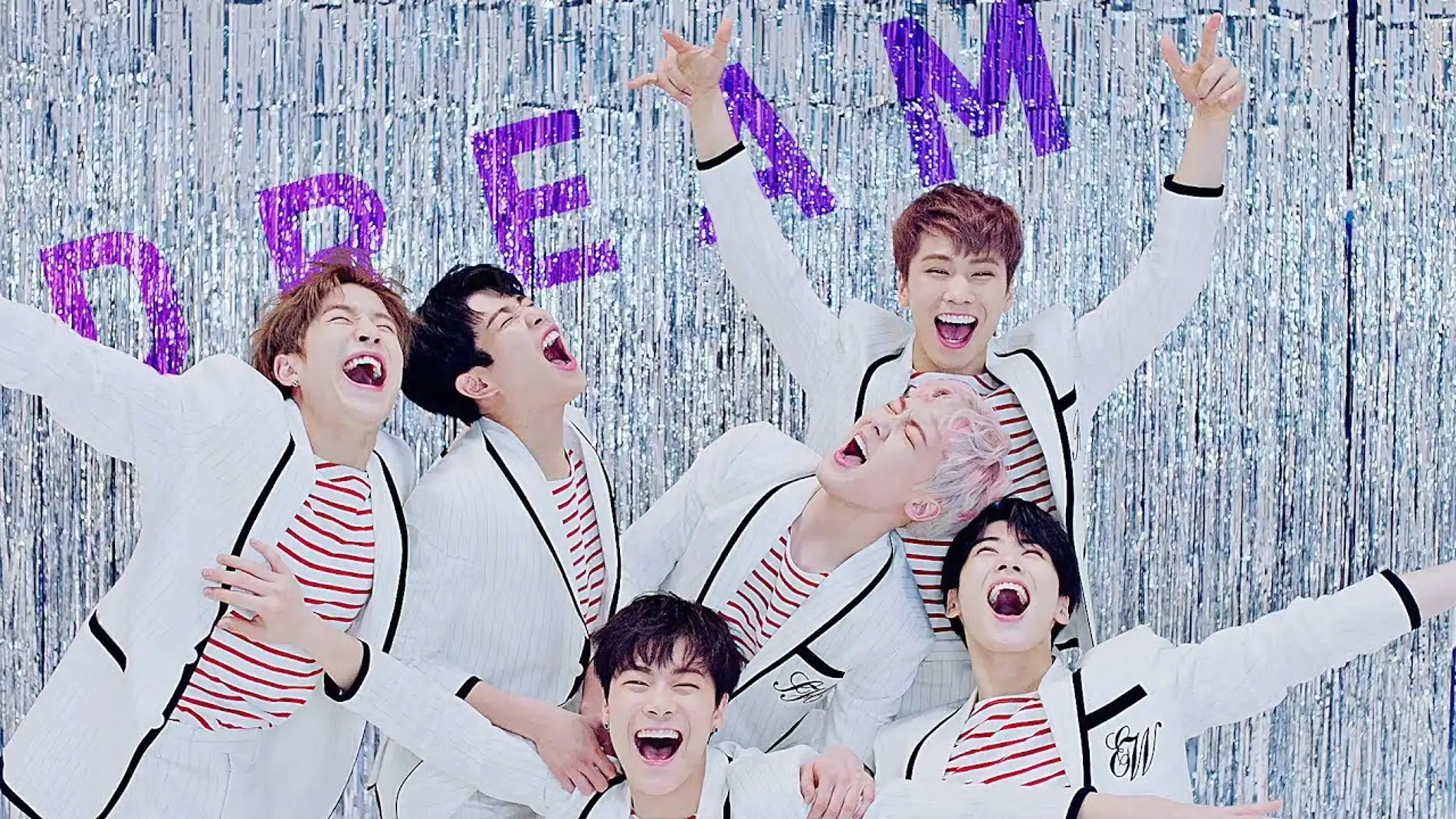 Los miembros de Astro en su MV de 'Baby'.