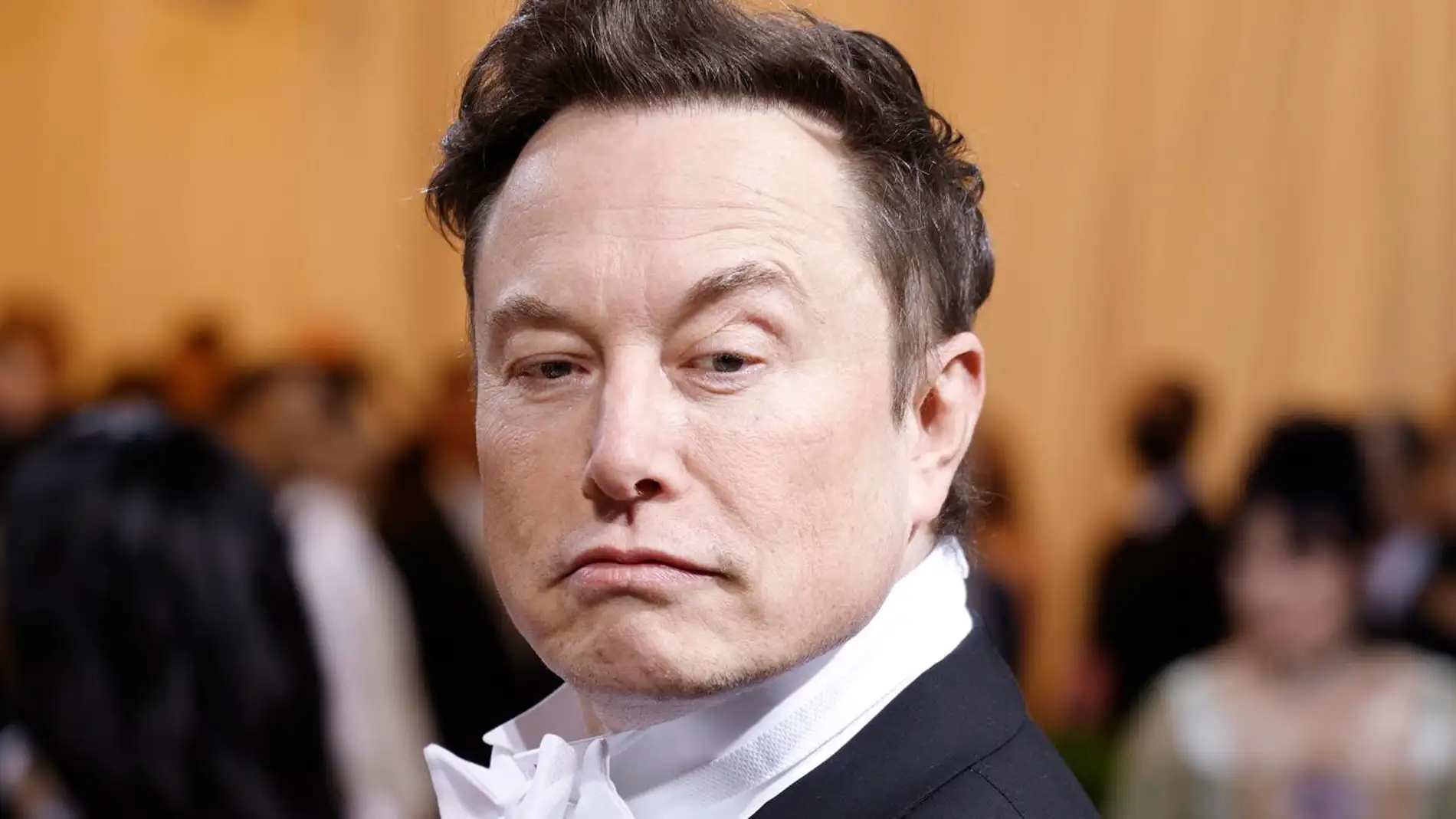 Elon Musk en la Met Gala