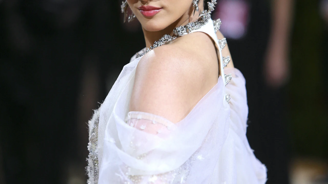 Rosalía, deslumbrante en la MET Gala