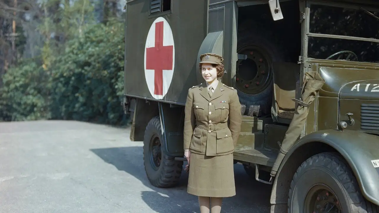La Princesa Isabel en el Servicio Territorial Auxiliar, abril de 1945