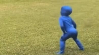 Sus padres le regalan 