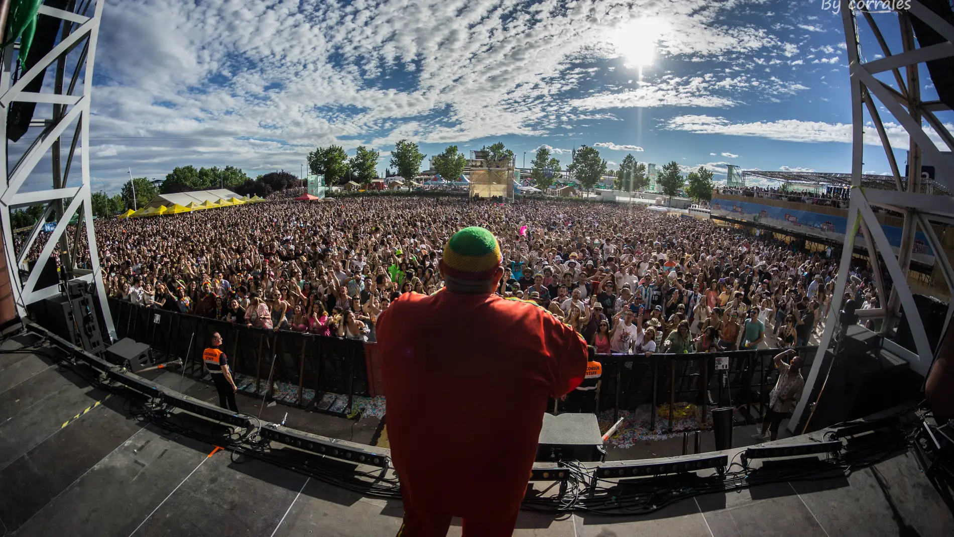 King Africa en el escenario Playa del Love the Tuenti's