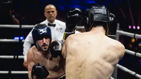 El que está de espaldas es Luzu, pero podía ser Lolito El que está de espaldas es Luzu, pero podía ser Lolito