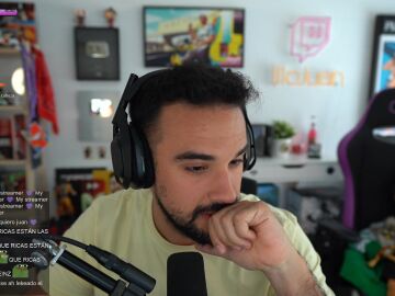 IlloJuan durante el directo de ayer.