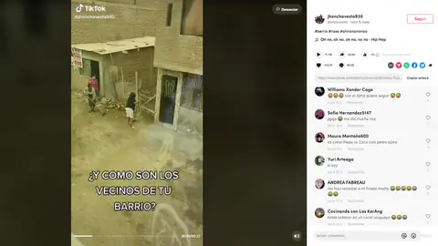 El vídeo sobre la batalla de escobas entre dos vecinas que lo está petando en las redes El vídeo sobre la batalla de escobas entre dos vecinas que lo está petando en las redes