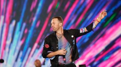 Coldplay sorprende a sus fans con una dedicatoria especial a Taylor Swift durante un concierto en Alemania