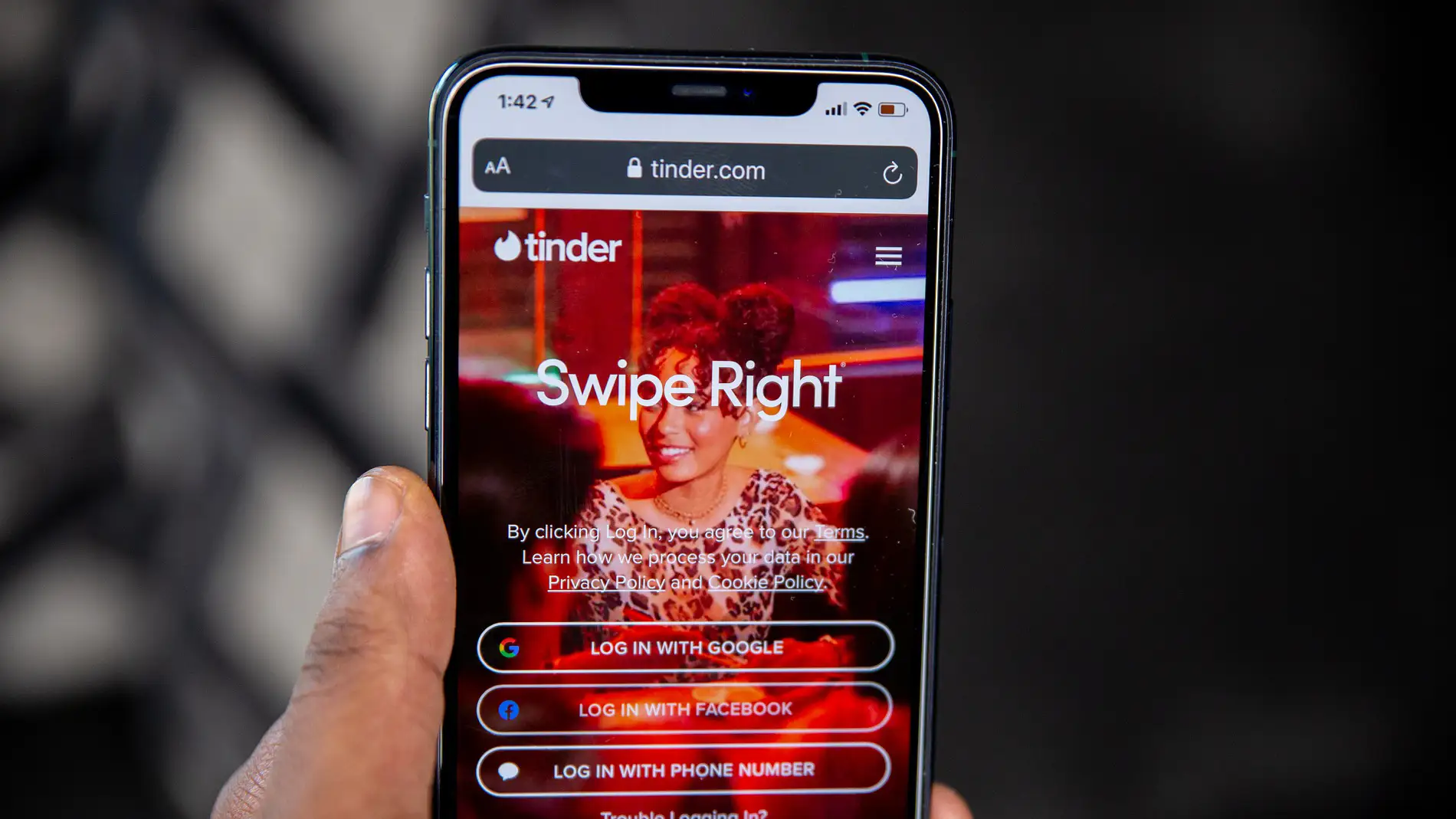 Tinder se está quedando anticuada y ya no engancha a generaciones más jóvenes