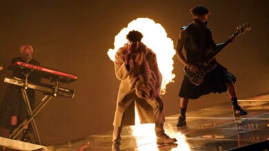 'Quédate' x Bad Bunny: así suena el hit de Quevedo cantado por el portorriqueño