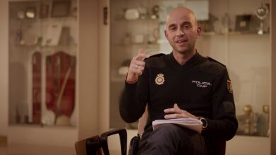 La peculiar forma de andar de 'El troll de los perros' acabó delatándole a la policía