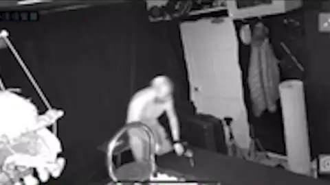 Annie, muñeca embrujada de Reino Unido Annie, muñeca embrujada de Reino Unido