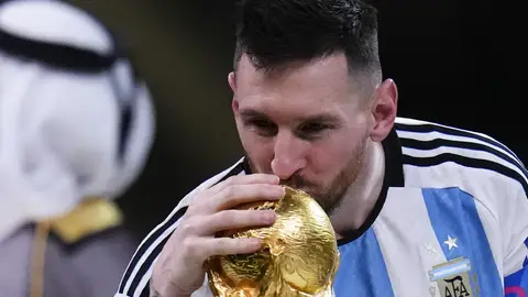 Esta no es la foto de récord de Messi, pero también mola Esta no es la foto de récord de Messi, pero también mola