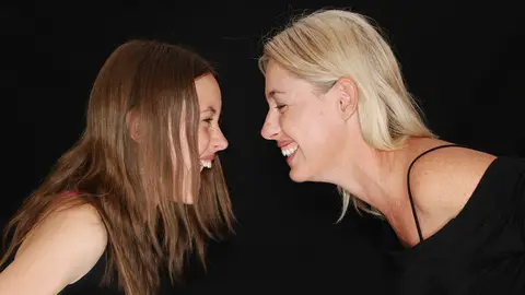 Madre e hija. Madre e hija.