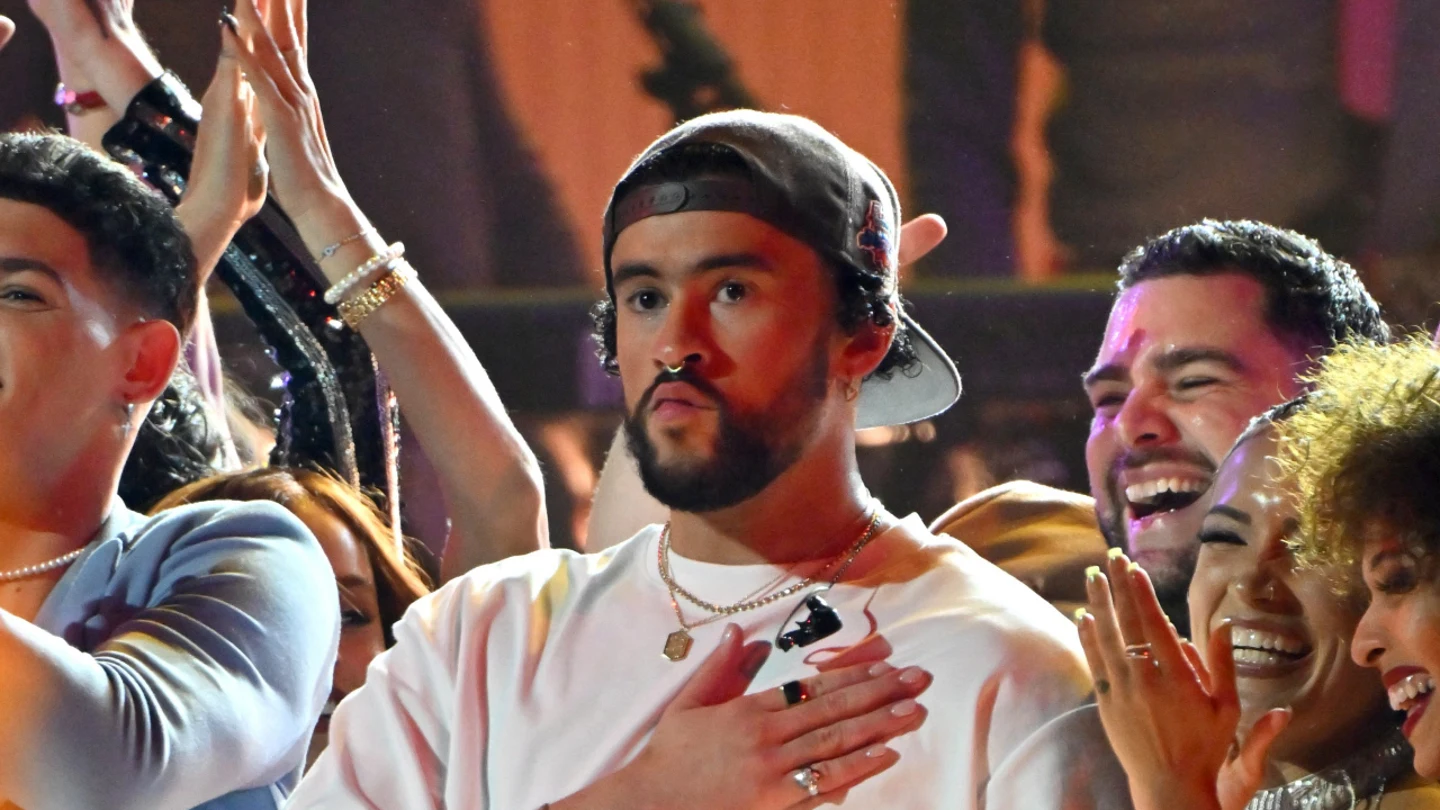 Bad Bunny en los Grammys. Bad Bunny en los Grammys.