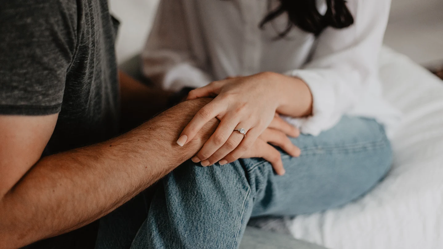 Una pareja en un momento afectivo Una pareja en un momento afectivo