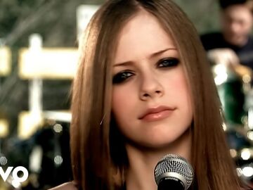 Avril Lavigne en el videoclip de 'Complicated'.