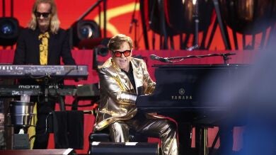 Elton John clausura Glastonbury con un concierto 