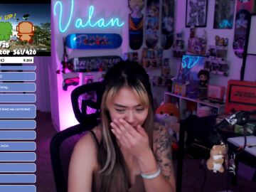Valannn durante uno de sus streams.